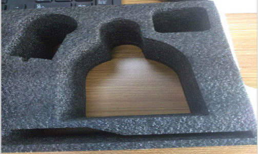 Schwarz-stoßsicherer Schaum-Pralldämpfer-Schwamm EPDM EPE für das Verpacken